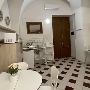 https://la-casa-di-benso.sicilyhotelsitaly.net