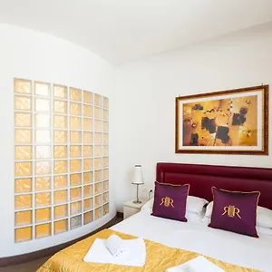 https://residenza-domizia-smart-design.it-romehotels.com